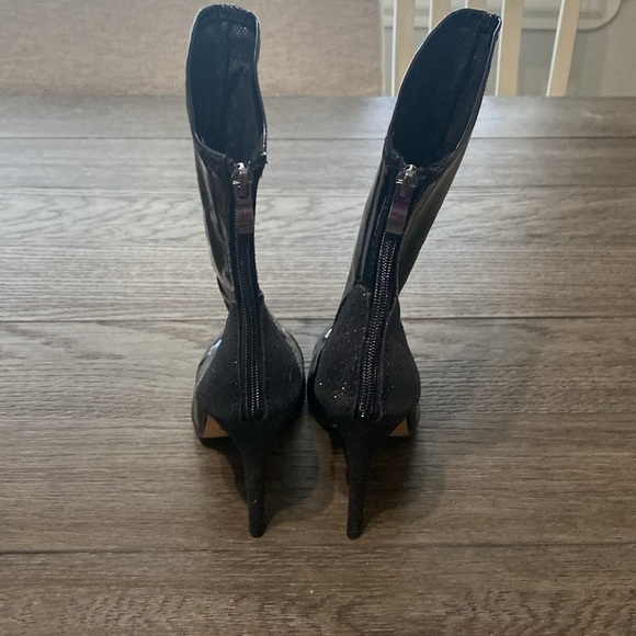 NWT BURJU Savage Ankle Closed Pointed Toe Wet Look With Sparkle Heel | size 6.5 - Picture 6 of 10